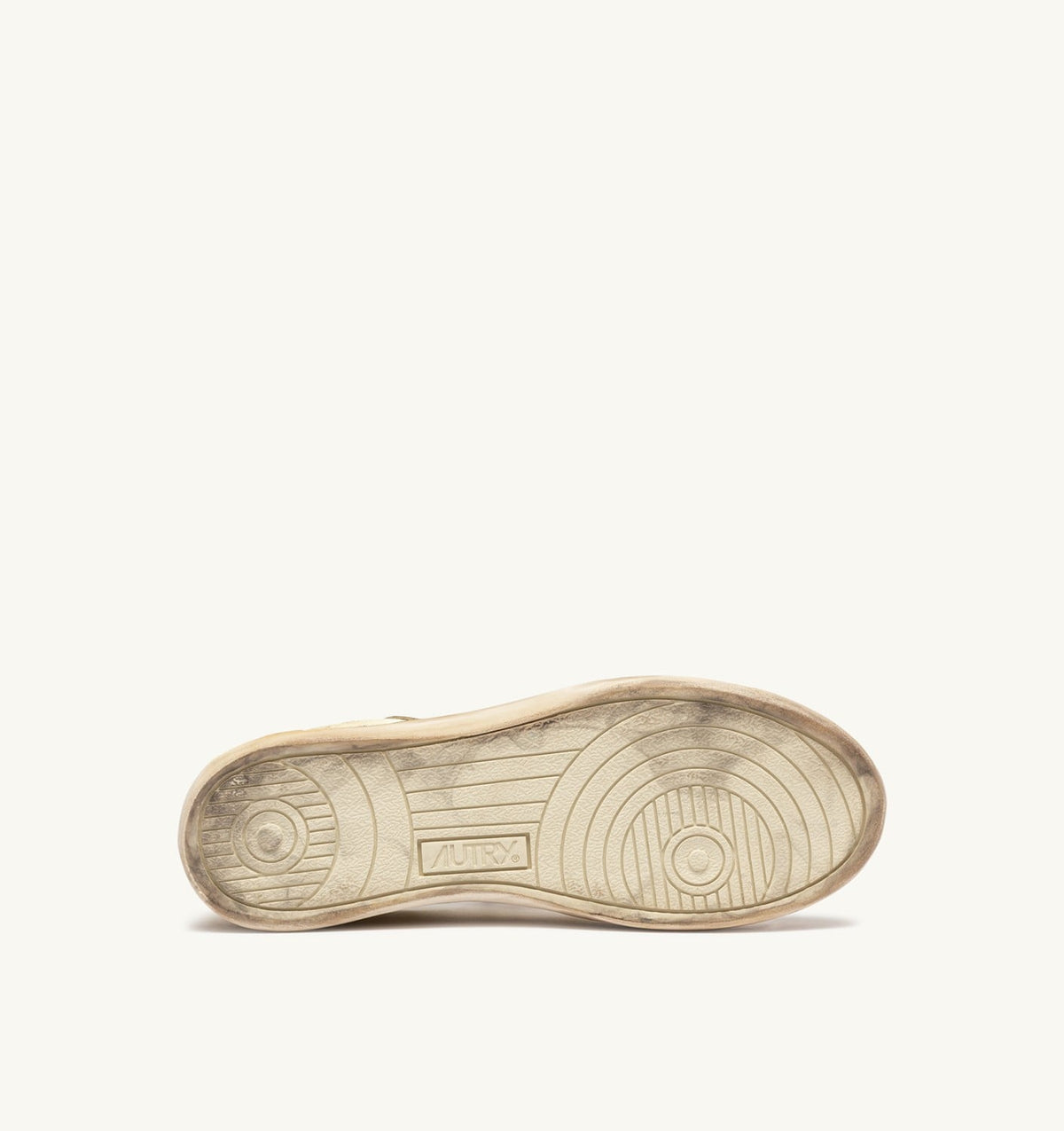 AUTRY Woman DALLAS LOW SUPER VINTAGE SNEAKERS IN MARSHMALLOW LEATHER WITH CHARM