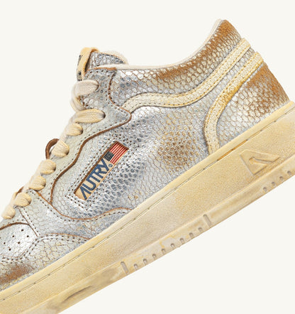 AUTRY Woman MED-WAY SUPER VINTAGE SNEAKERS IN SILVER AND MARSHMALLOW SNAKE-PRINT LEATHER