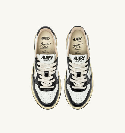 AUTRY Woman MEDALIST LOW SUPER VINTAGE 'Autry x Maison MIHARA YASUHIRO General Scale.' SNEAKERS IN WHITE AND BLACK LEATHER
