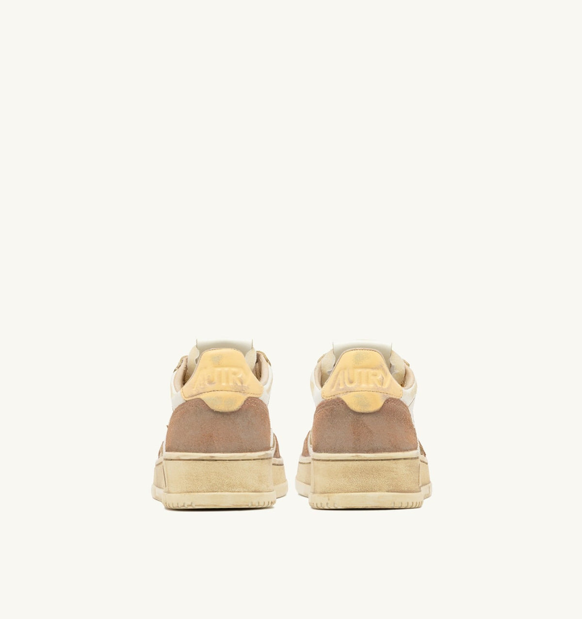 AUTRY Woman MEDALIST LOW SUPER VINTAGE SNEAKERS IN WHITE AND PHARD LEATHER AND SUEDE