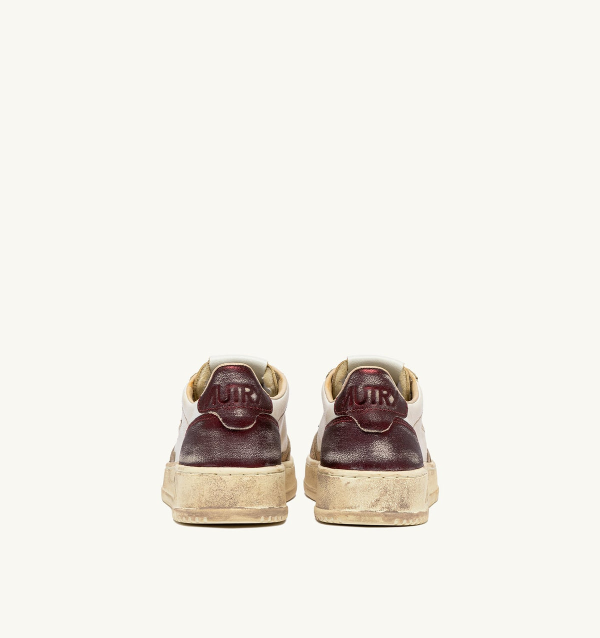 AUTRY Woman MEDALIST LOW SUPER VINTAGE SNEAKERS IN PLATINUM AND VIOLET BRUSHED LEATHER