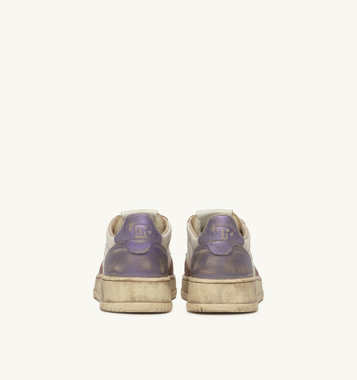 AUTRY Woman MEDALIST LOW SNEAKERS SUPER VINTAGE IN WHITE FUCHSIA AND VIOLET LEATHER