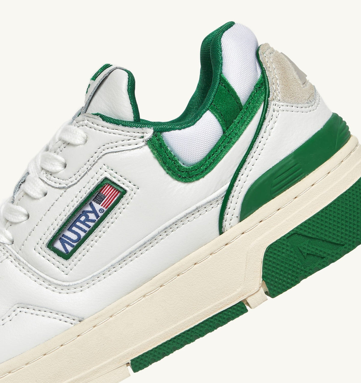 AUTRY Woman CLC LOW SNEAKERS IN WHITE LEATHER AND AMAZON SUEDE