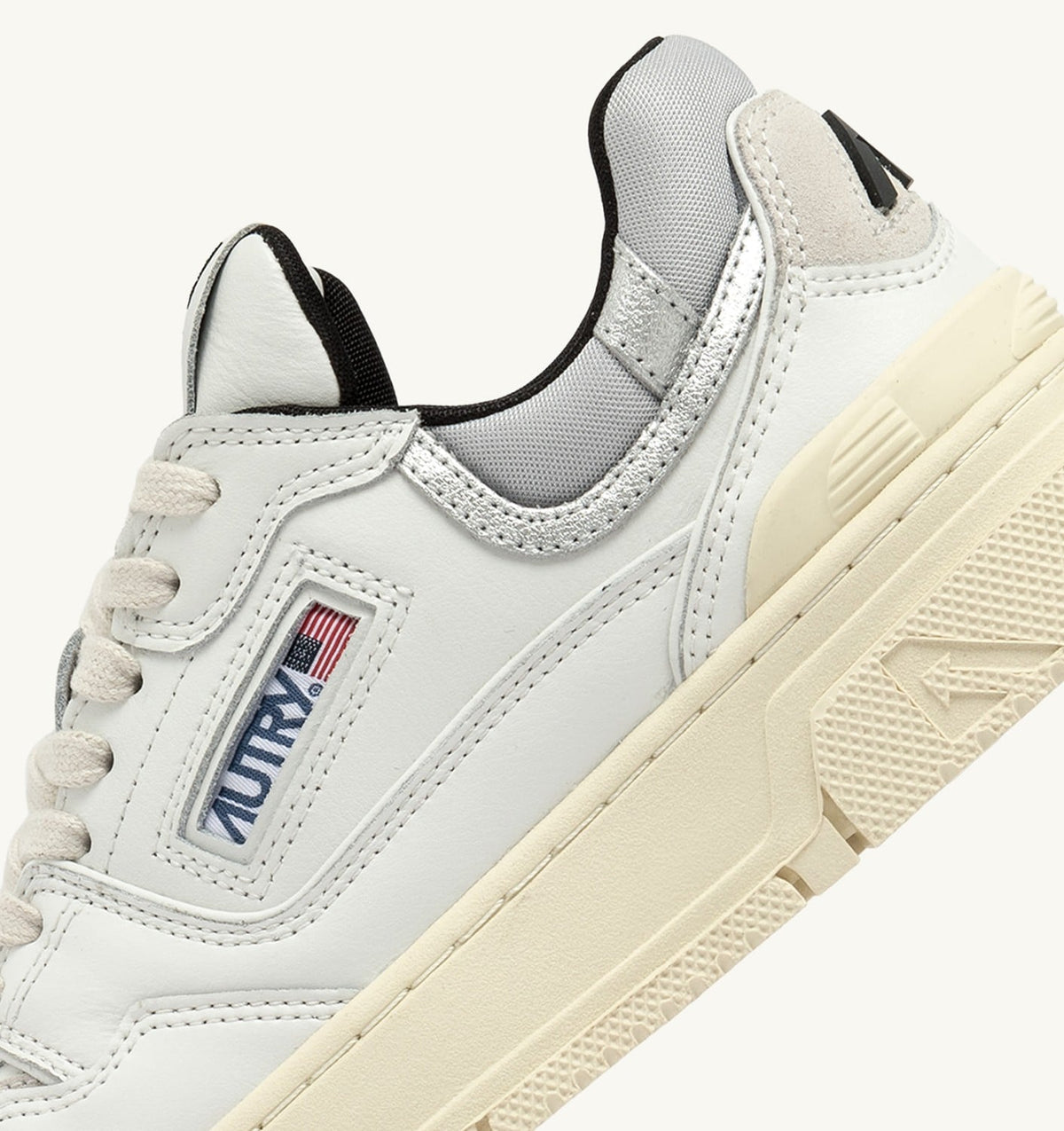 AUTRY Woman CLC LOW SNEAKERS IN WHITE LEATHER AND SILVER SUEDE