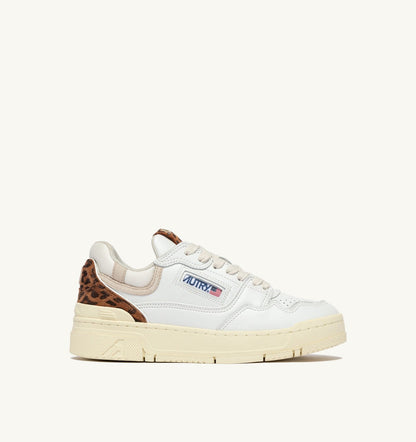 AUTRY Woman CLC LOW SNEAKERS IN LEATHER COLOR WHITE AND LEOPARD