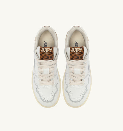 AUTRY Woman CLC LOW SNEAKERS IN LEATHER COLOR WHITE AND LEOPARD
