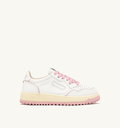 AUTRY Woman GOLF LOW SNEAKERS IN WHITE AND CORAL BLUSH LEATHER