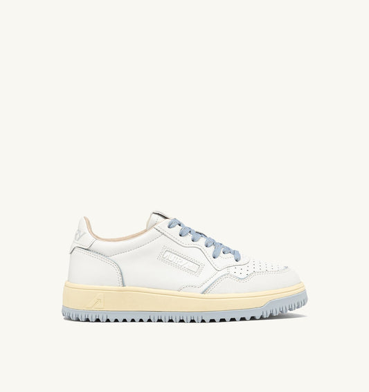 AUTRY Woman GOLF LOW SNEAKERS IN LEATHER COLOR WHITE AND PEARL BLUE