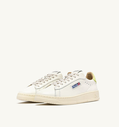 AUTRY Woman DALLAS LOW SNEAKERS IN DAIQUIRI GREEN AND MARSHMALLOW LEATHER
