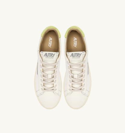 AUTRY Woman DALLAS LOW SNEAKERS IN DAIQUIRI GREEN AND MARSHMALLOW LEATHER
