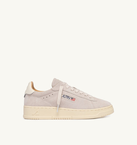 AUTRY Woman DALLAS LOW SNEAKERS IN WHITE SUEDE