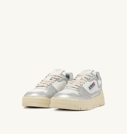 AUTRY Woman CLC LOW SNEAKERS IN SILVER-TONE LEATHER