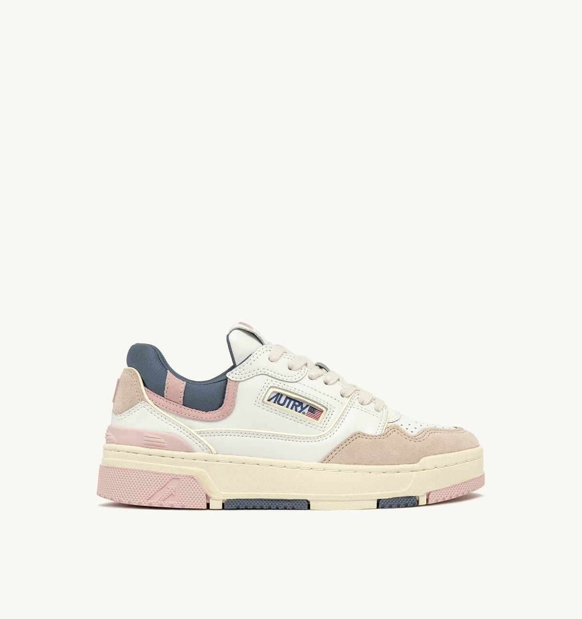 AUTRY Woman CLC LOW SNEAKERS IN WHITE AND PEACH WHIP LEATHER SUEDE