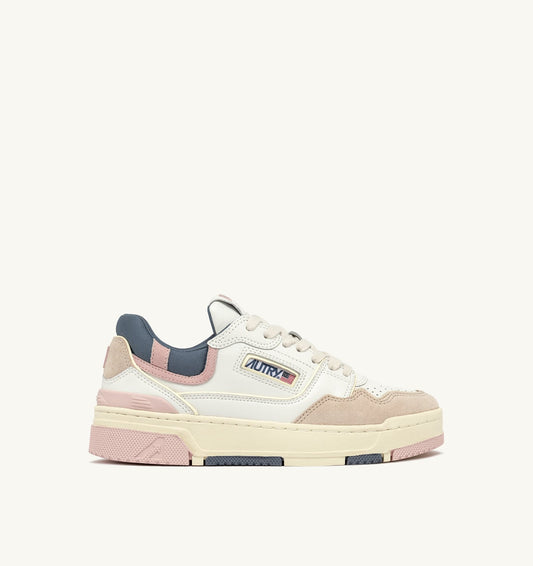 AUTRY Woman CLC LOW SNEAKERS IN WHITE AND PEACH WHIP LEATHER SUEDE