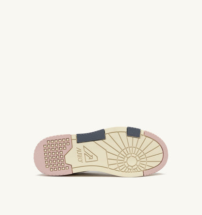 AUTRY Woman CLC LOW SNEAKERS IN WHITE AND PEACH WHIP LEATHER SUEDE