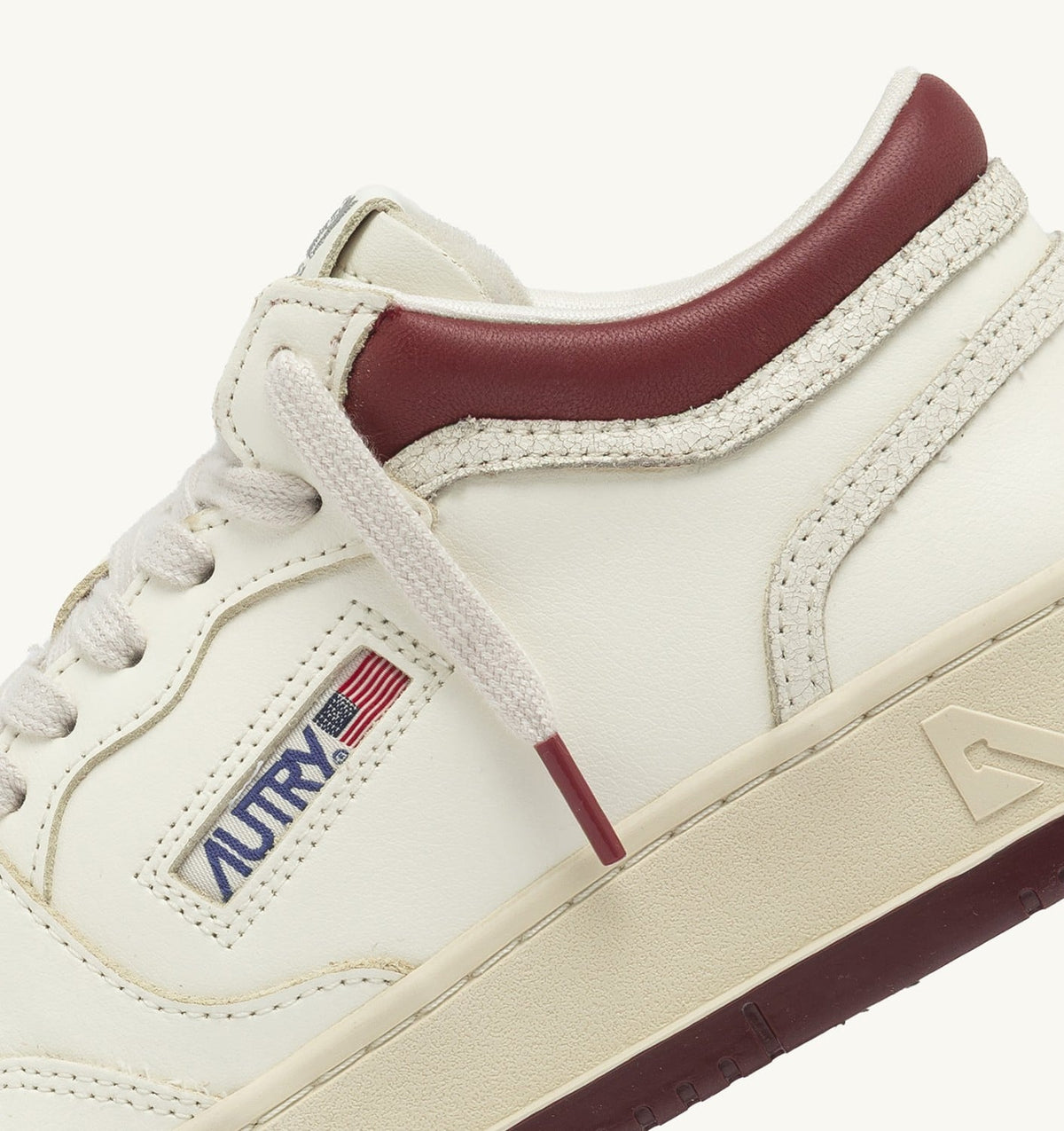 AUTRY Woman MED-WAY SNEAKERS IN LEATHER COLOR MARSHMALLOW AND SYRAH