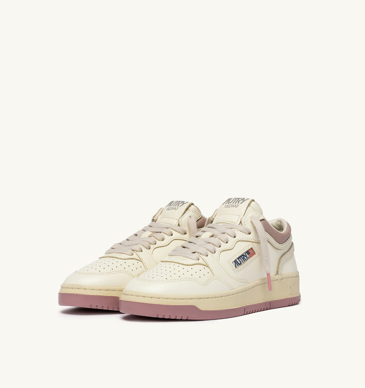 AUTRY Woman MED-WAY SNEAKERS IN LEATHER COLOR MARSHMALLOW AND ZEPHYR