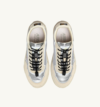AUTRY Woman WILDPACE LOW SNEAKERS IN WHITE AND SILVER FABRIC AND SUEDE