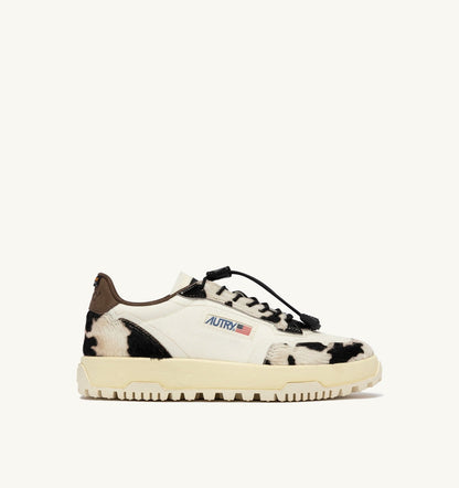 AUTRY Woman WILDPACE LOW SNEAKERS IN MARSHMALLOW AND COW CORDURA AND LEATHER