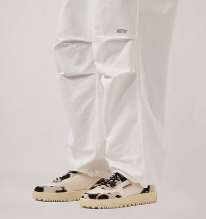 AUTRY Woman WILDPACE LOW SNEAKERS IN MARSHMALLOW AND COW CORDURA AND LEATHER
