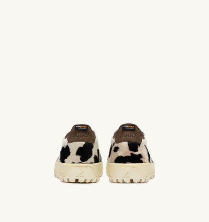 AUTRY Woman WILDPACE LOW SNEAKERS IN MARSHMALLOW AND COW CORDURA AND LEATHER