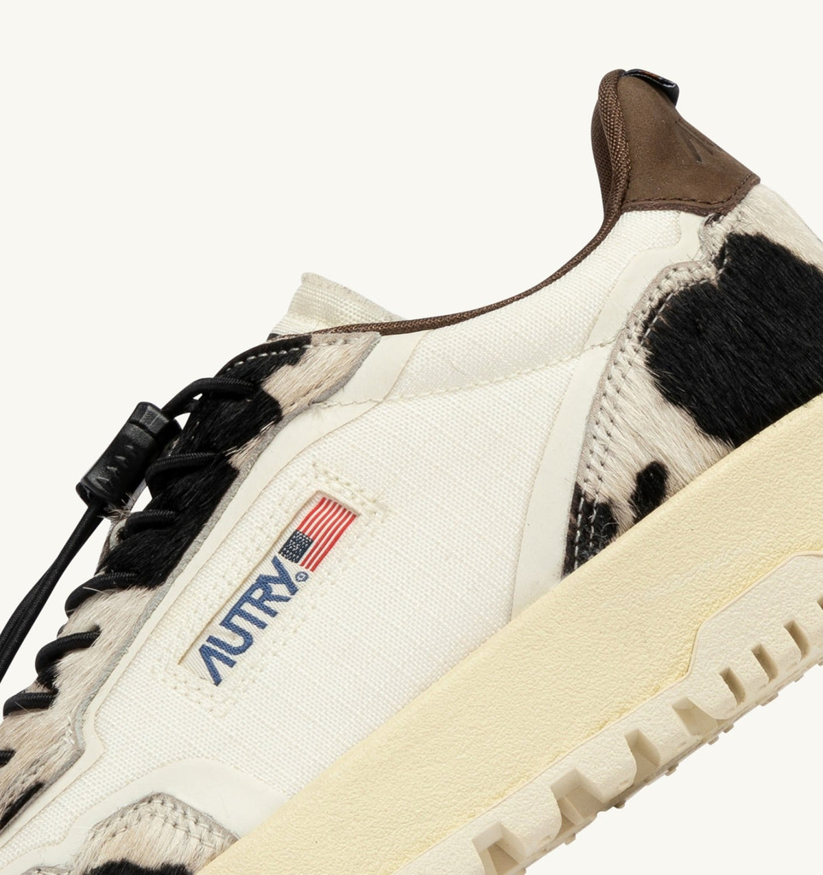 AUTRY Woman WILDPACE LOW SNEAKERS IN MARSHMALLOW AND COW CORDURA AND LEATHER
