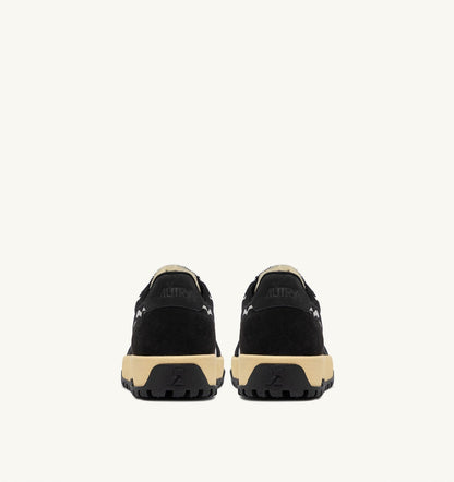 AUTRY Woman WILDPACE LOW SNEAKERS IN BLACK DRAGON MESH AND SUEDE