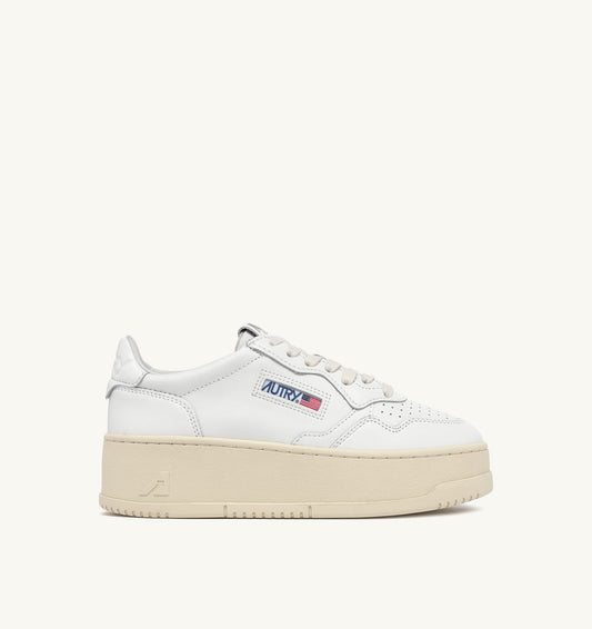 AUTRY Woman MEDALIST PLATFORM SNEAKERS IN WHITE LEATHER