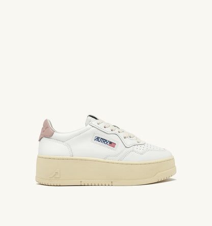 AUTRY Woman MEDALIST PLATFORM SNEAKERS IN WHITE AND POWDER PINK LEATHER