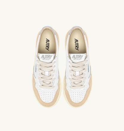 AUTRY Woman MEDALIST PLATFORM SNEAKERS IN SILVER AND WHITE SUEDE AND LEATHER