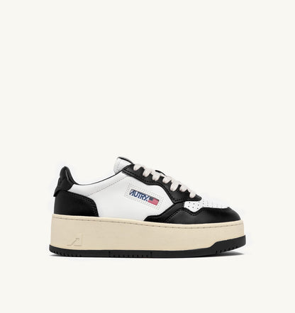 AUTRY Woman MEDALIST PLATFORM SNEAKERS IN WHITE AND BLACK LEATHER