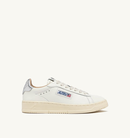 AUTRY Woman DALLAS LOW SNEAKERS IN WHITE AND SILVER LEATHER
